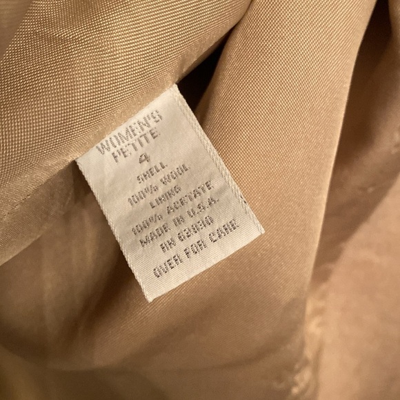 Vintage Lands end women’s blazer - 4P - tan - wool - made in USA - Picture 4 of 5